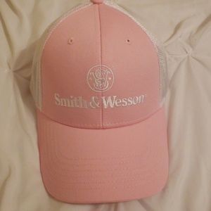 Smith & Wesson hat